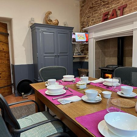 Bed and Breakfast The Priory Cannington Exterior foto